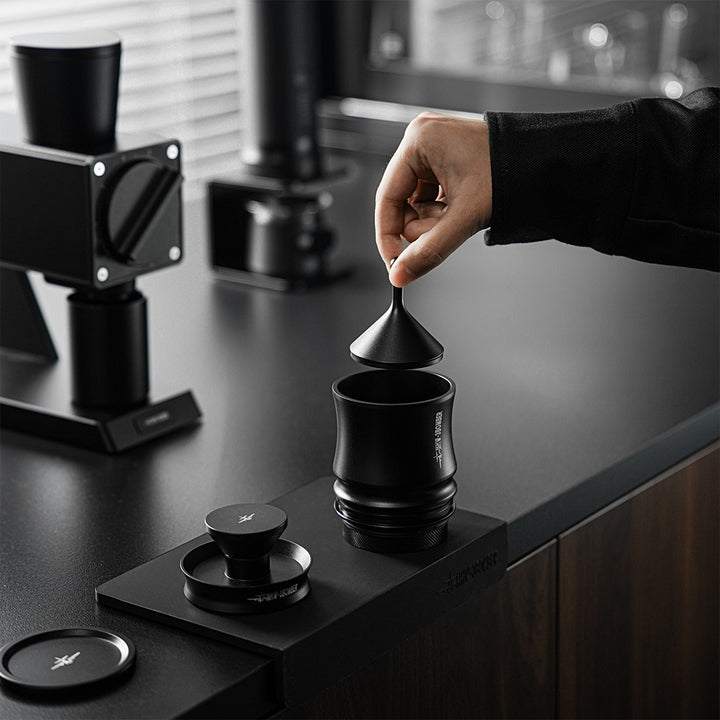 MHW 3BOMBER Dosiertrichter, Flow Light 58mm schwarz