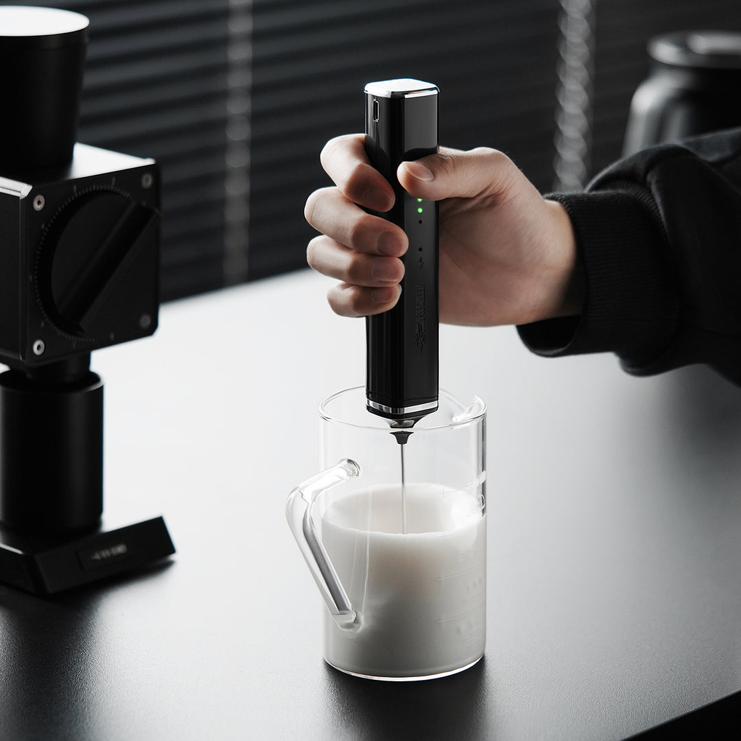 MHW 3BOMBER Electric Milk Frother Black