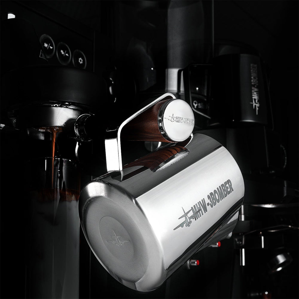 MHW 3BOMBER 5.0 Milchkännchen Glossy 600ml