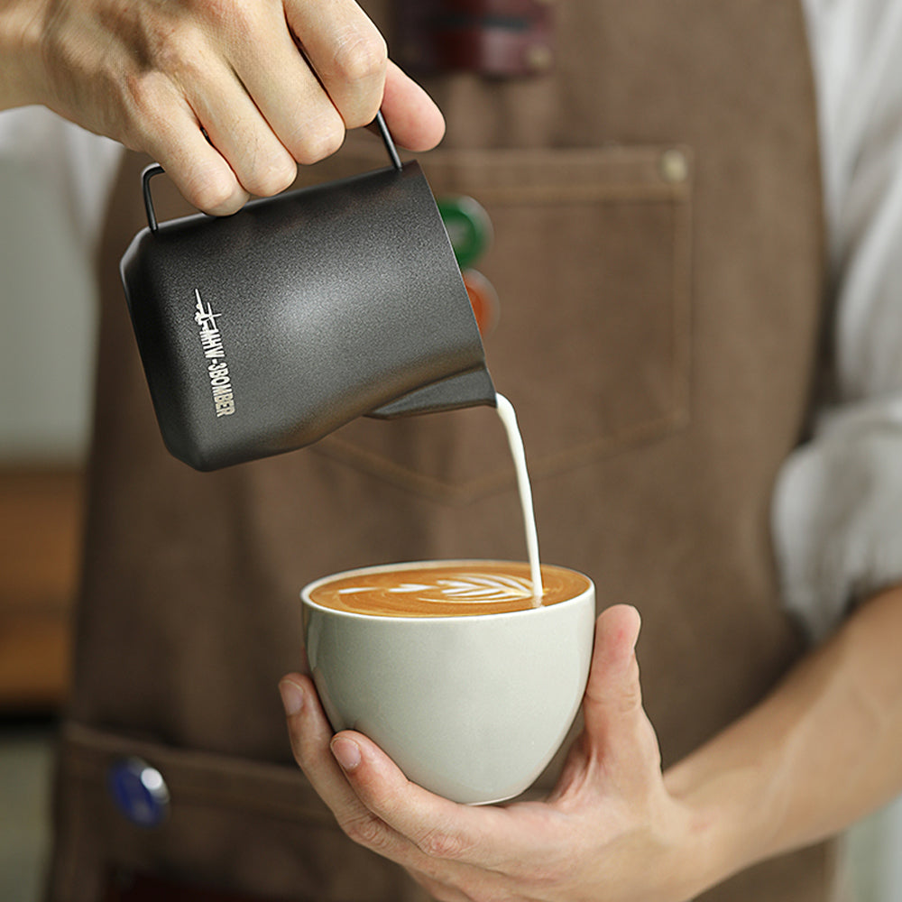 MHW 3BOMBER Turbo Milchkännchen 450ml Schwarz